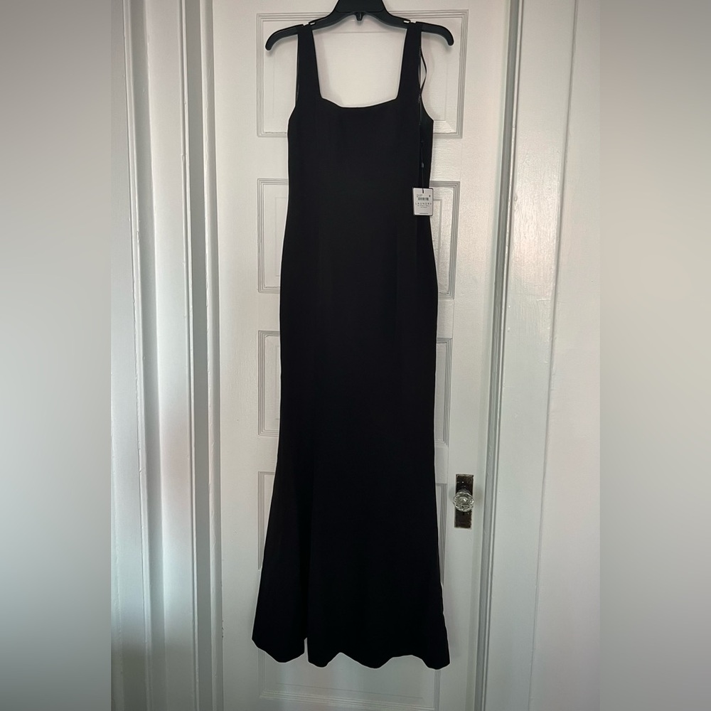 Laundry By Shelli Segal Black full length Mermaid style gown - Picture 2 of 6